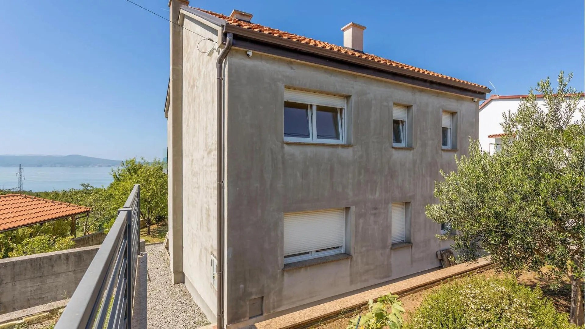 3 Bedroom Cozy Apartment In Crikvenica